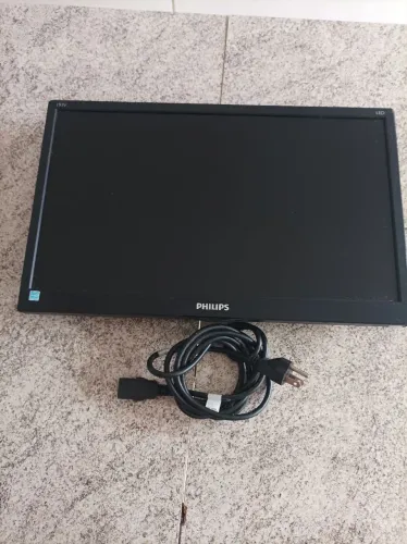 Tela para Pc funciona ok, falta um fio de video testo na hora