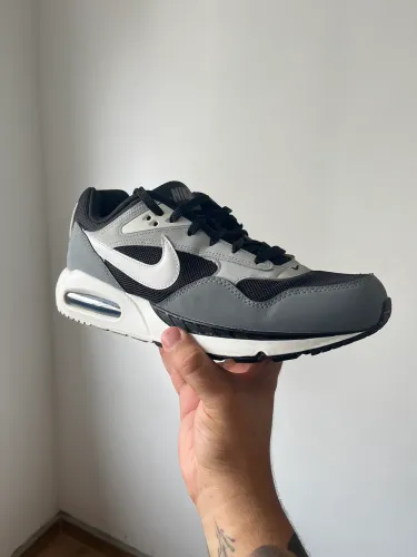 tênis nike air max correlate