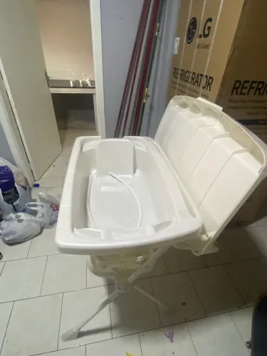 Vendo banheira de bebê seminova