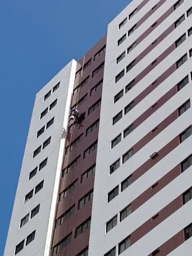 Lavagem e Impermeabilização de Fachadas