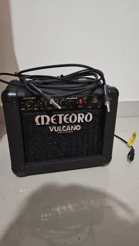 Amp Meteoro Space Junior 35w + Cabo P10 Santo Angelo de 4.5m