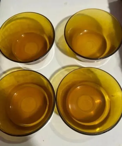 Jogo Sobremesa Duralex Ambar. Travessa E 4 Bowls (Usado)