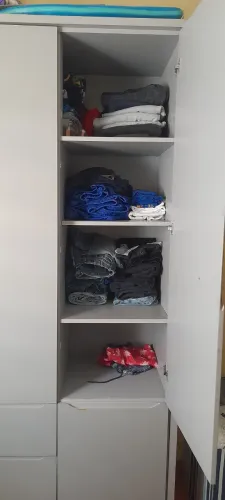 Guarda roupas infantil 