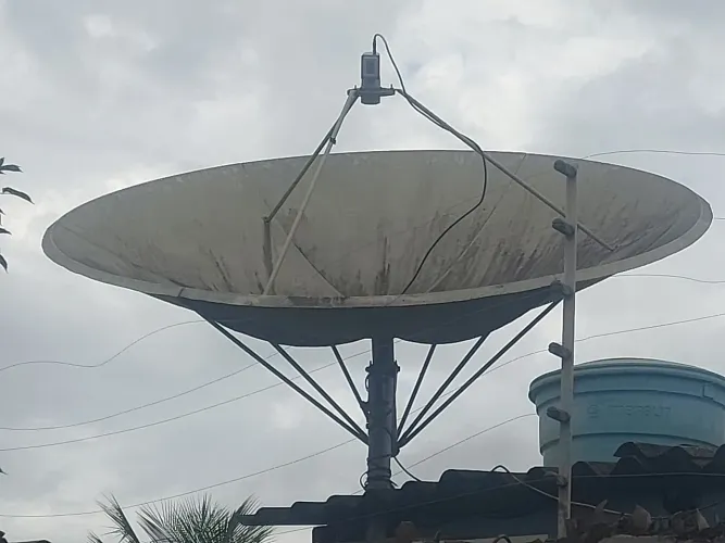 Antena parabólica