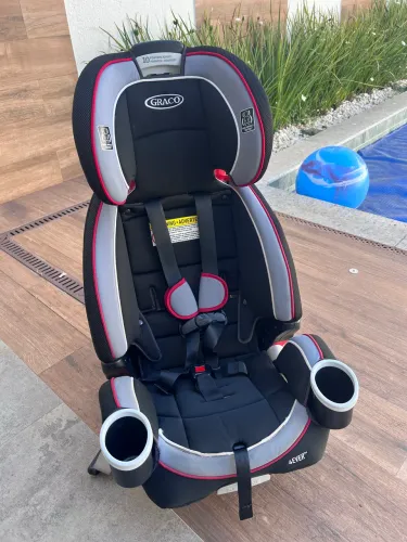Cadeirinha Graco 4ever