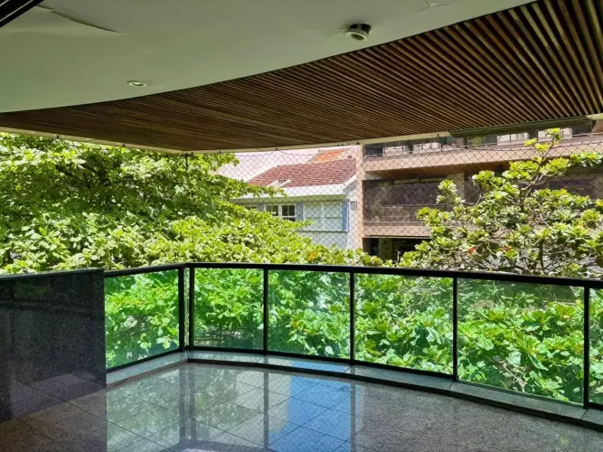 BS IMOBILIÁRIA VENDE  Excelente oportunidade de morar com conforto e sofisticação em um ap