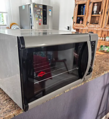 Forno elétrico Unik 127v Layr nunca usado
