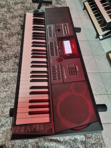 Teclado Casio CT-X5000