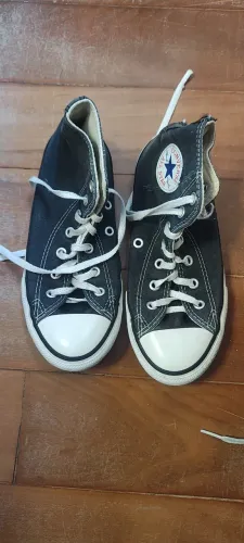 chuteira puma e tenis all star