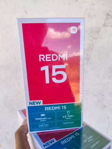 Xiaomi Redmi 15 128GB Titan Gray - Tela 144Hz e Bateria Gigante
