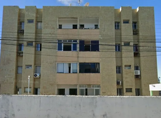 Aluguel de quarto privativo na principal dos Bancários