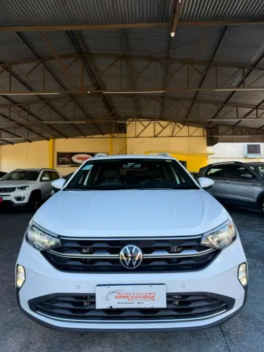 Volkswagen Nivus Highline 1.0 200 TSI Flex AUT 2021
