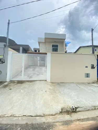 Casa para venda tem 154 metros quadrados com 3 quartos em Parque Ipiranga II - Resende - R