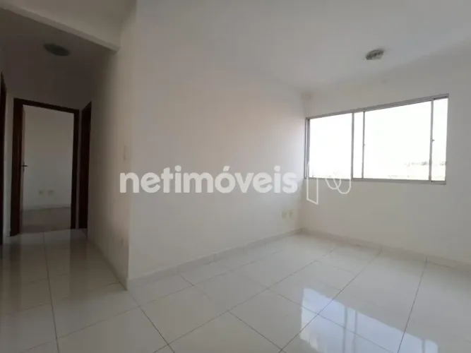 APARTAMENTO COM DOIS QUARTOS, UMA SUÍTE, VARANDA E DUAS VAGAS À VENDA NO SÃO BERNARDO - BH