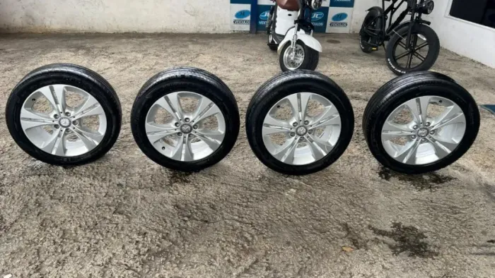 RODAS ARO 17 MERCEDES C180