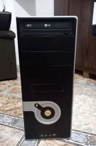 Antiga Intel 2GB RAM + Teclado - Ótimo Preço para Desapego