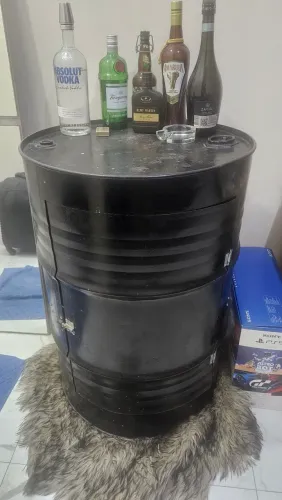 Bar/Cristaleira Artesanal em Latão Estilo Industrial