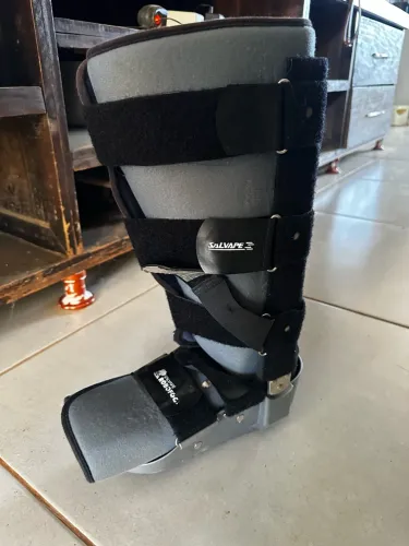 Bota ortopédica Marca Salvapé
