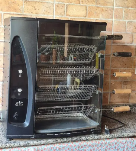 Churrasqueira elétrica marca Arke Vita Smart 5 220v 2500 wats