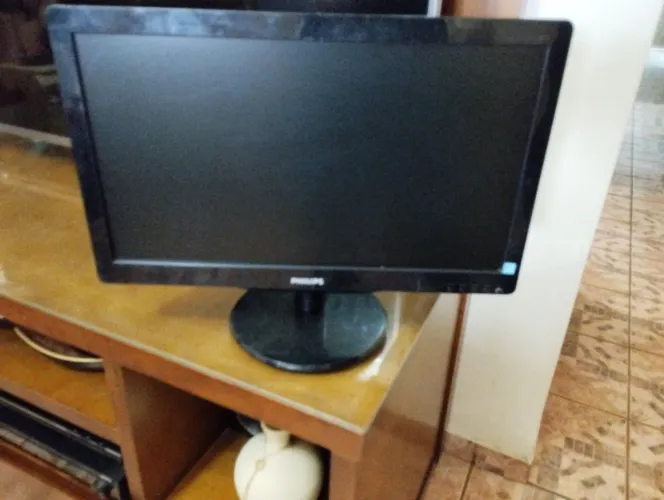 Monitor Philips LED 19.5