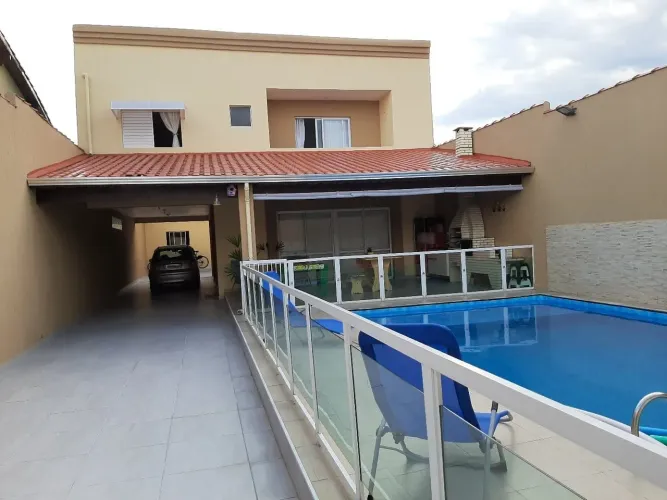 Maravilhoso Sobrado 5 dormitórios, Piscina, Área Gourmet, Canil, balneário Jequitibá em It