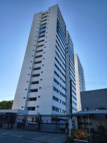 Alugo apartamento no Edifício ALICANTE, 2/4, mobiliado e com área de lazer