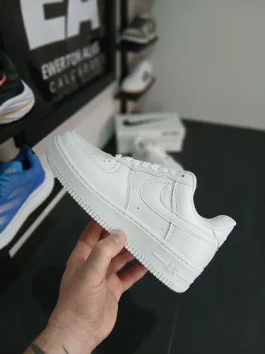 Tênis Nike Air Force 1 Unissex novo na caixa tamanho 36 a pronta entrega - Envio rápido 