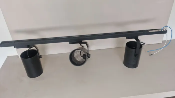 Trilho eletrificado preto 3 spot