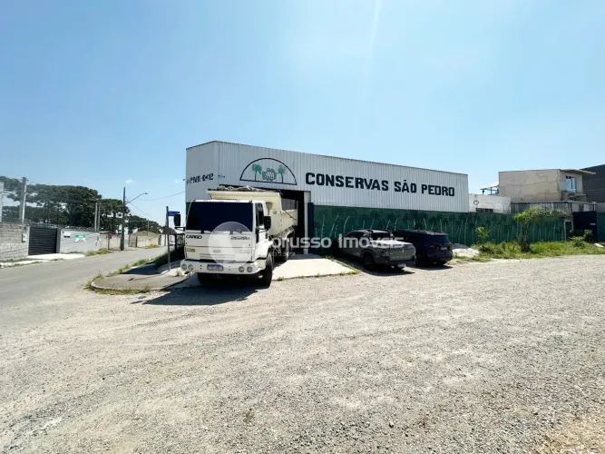Imóvel para venda possui 408 metros quadrados em Vila Mariana - Piraquara - PR