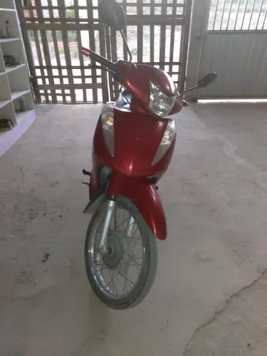 Honda bizarro 12/13 