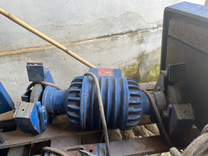 Esmeril Afiador Industrial Motor Industrial Trifásico Jowa
