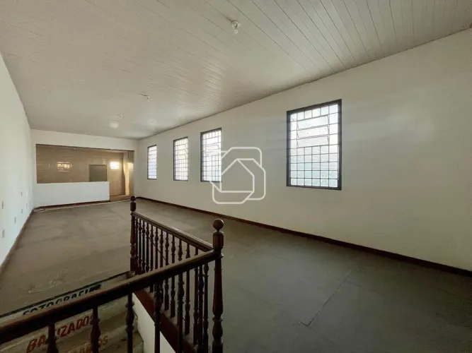 Sala Comercial em Itu para aluguel em frente à praça, Centro - SP | Área total 175,13 m² -