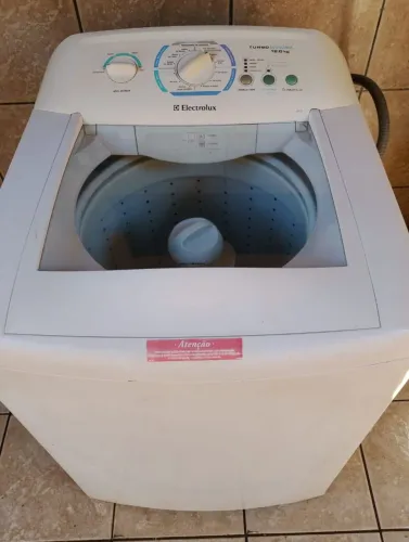 Máquina de lavar roupas Eletrolux 12 kls
