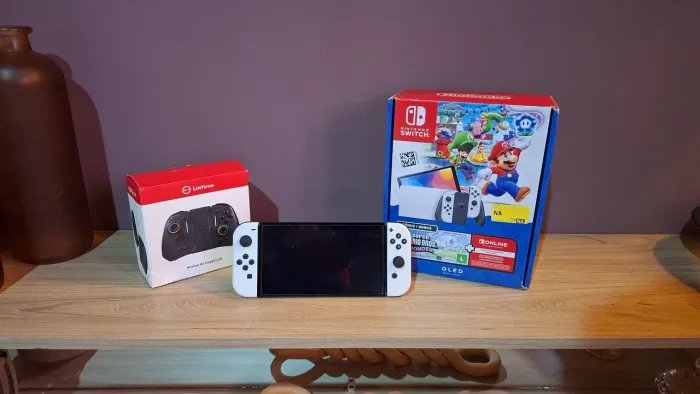 Nintendo Switch OLED desbloqueado novo + acessórios