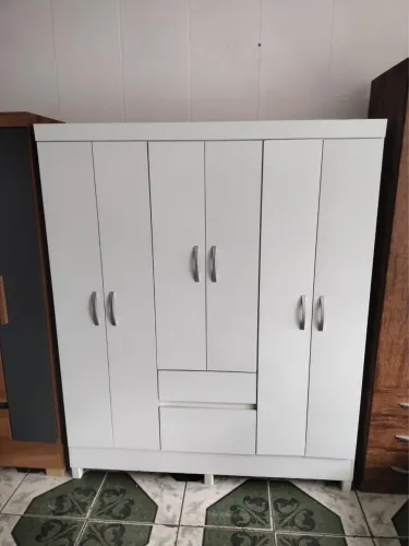 Guarda roupa de solteiro obs já com o frete e montagem incluso para moradores de RO