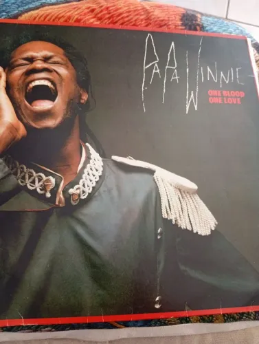 Lp- PAPA WINNE (One Blood One Love) Raridade.