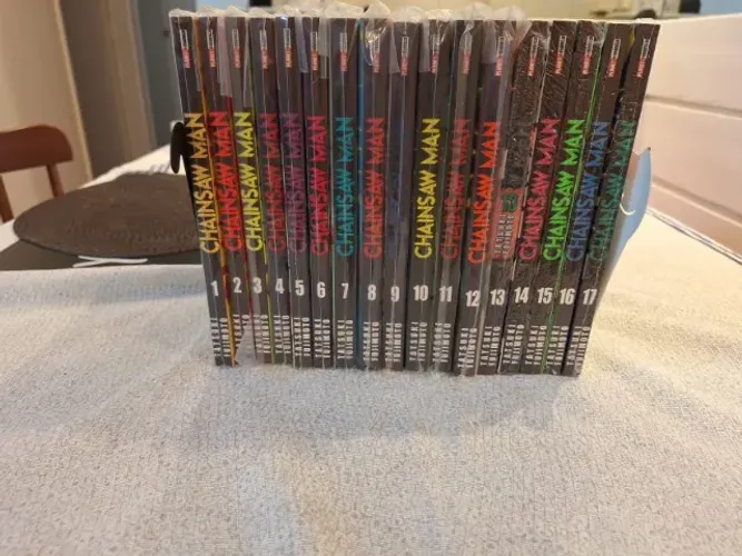 Chainsaw Man - Vols 1 ao 17 - ALGUNS LACRADOS