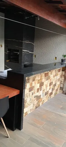 Pedreiro azulejista