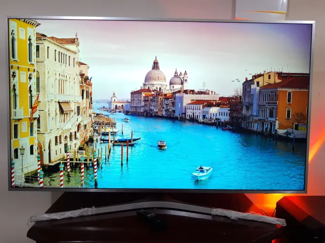 Smart tv 4k 55 polegadas Samsung. Novíssima! Oportunidade excelente.