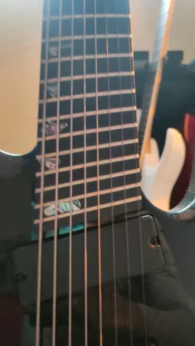 Guitarra 8 Cordas Multiscale - Custom Harley Benton