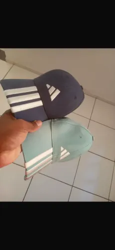 Bonés originais adidas 