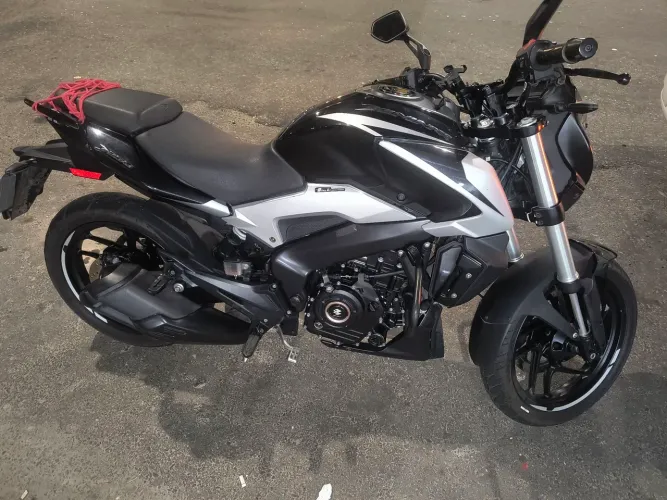 Moto bajaj 250 