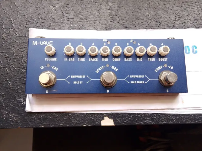 Pedaleira M-vave bass