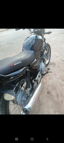 apenas vendo está YBR 2005 do no 26 tudo certinho muito conservada chama só interessado
