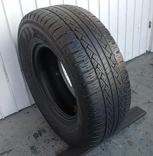 Pneu 265/70 aro 16 Pirelli Scorpion semi-novo