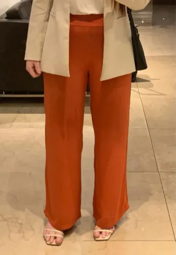 Calça pantalona