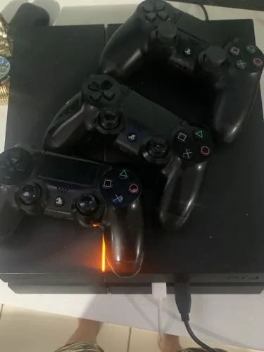 Vendo Ps4 slim, funcionando perfeitamente !!