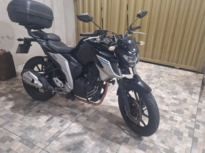 FZ25 250cc  Apenas uso particular  ÚNICO dono