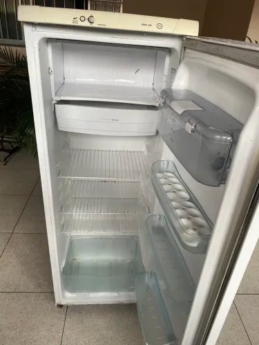 Geladeira Eletrolux gelando perfeitamente