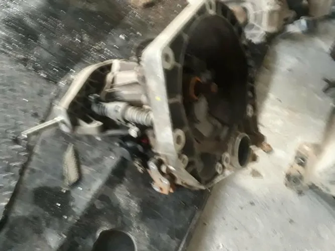 Caixa de marcha uno 1.0 drive 2018